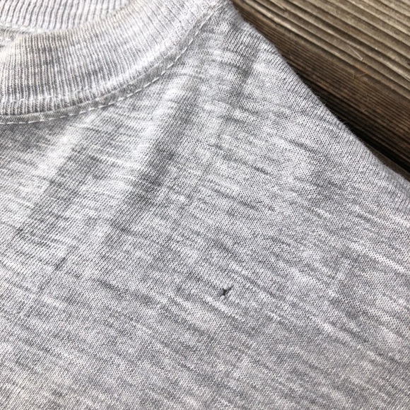 Vintage 1994 basketball shirt by Novelteez - Picture 4 of 8